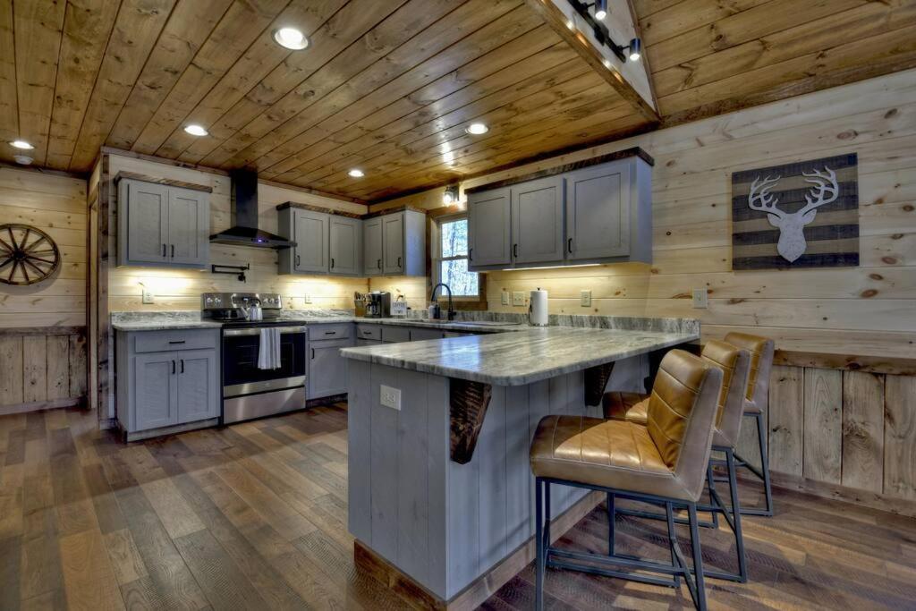 Rosewood Retreat - Hot Tub Fire Pit Pool Table Villa Blue Ridge Exterior foto