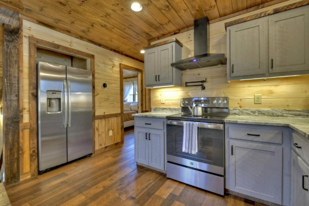 Rosewood Retreat - Hot Tub Fire Pit Pool Table Villa Blue Ridge Exterior foto